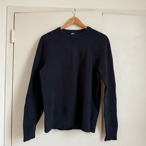 Uniqlo Men's Black Crewneck Sweater